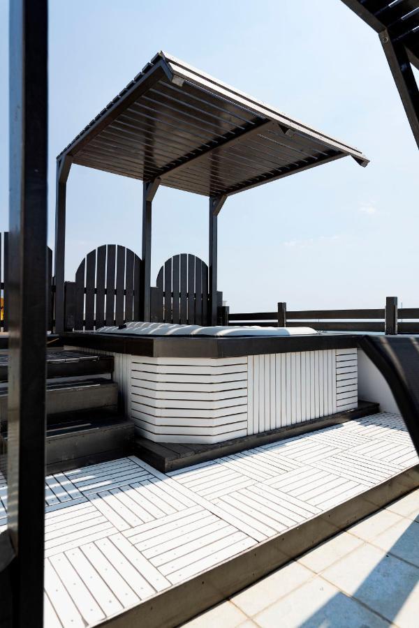 Harbour Lounge Apartment *